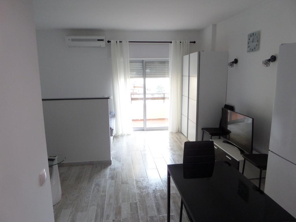 Estudio Clube Dos Arcos Портиман Екстериор снимка
